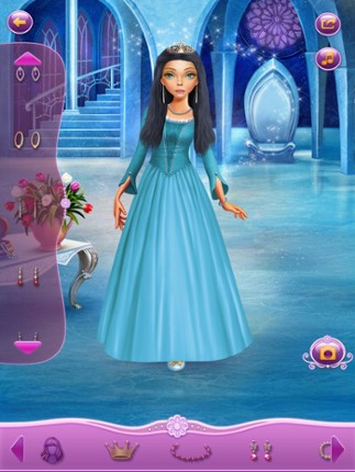 Dress Up Princess Hannah screenshot
