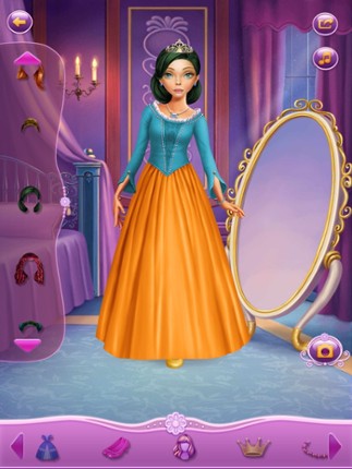 Dress Up Princess Hannah screenshot