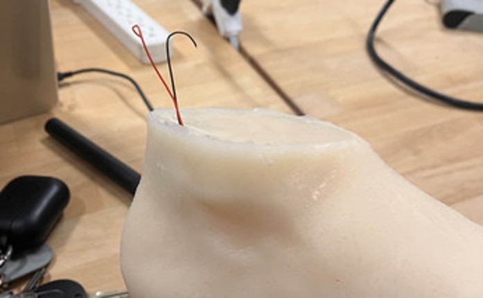 Ankle Chomper screenshot