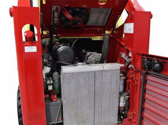 FS25 Gehl R190 Throwback Image