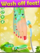 Summer Nail Spa Makeover Games Image