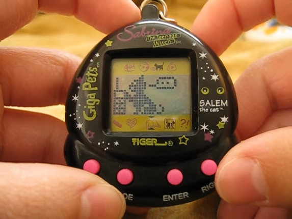 Giga Pets: Sabrina The Teenage Witch - Salem The Cat screenshot