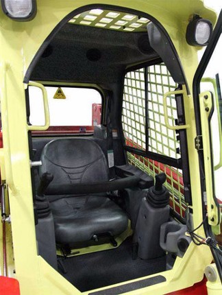 FS25 Gehl R190 Throwback screenshot