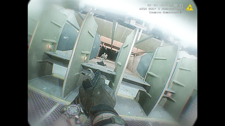 WEAPONS FREE screenshot