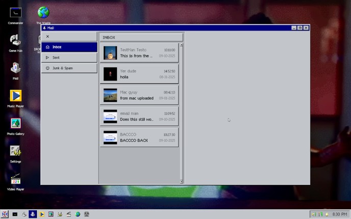 Dolls In Waste World screenshot