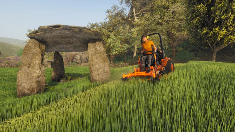 Lawn Mowing Simulator: Landmark Edition screenshot
