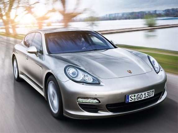 Porsche Panamera Puzzle Game Cover