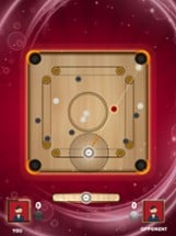 Carrom Play Image