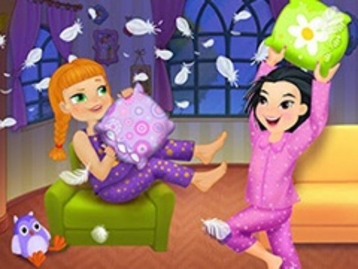 Games like Crazy Pillow Fight Sleepover Party