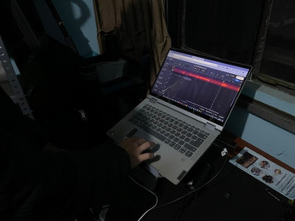 it does not have eyes but can see screenshot