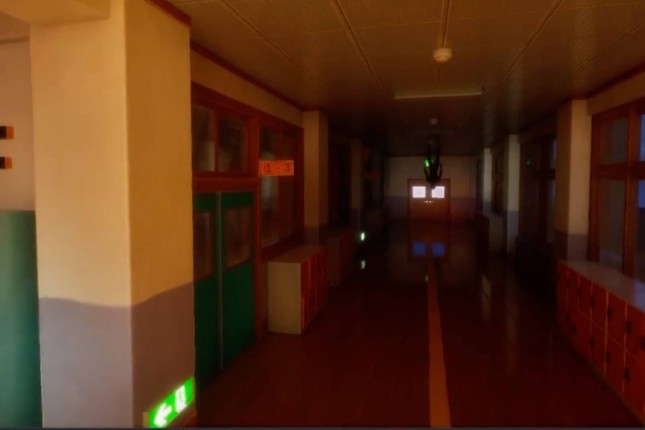 100% Accurate Youtuber Simulator screenshot