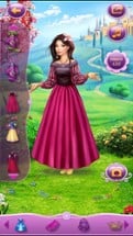 Dress Up Princess Snow White Image