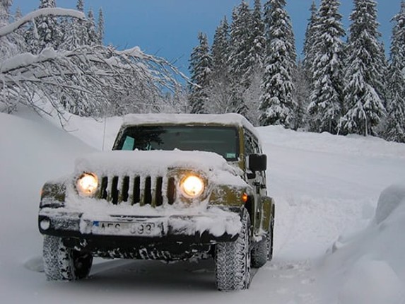 Offroad Snow Jeep Passenger Mountain Uphill Drivin Image