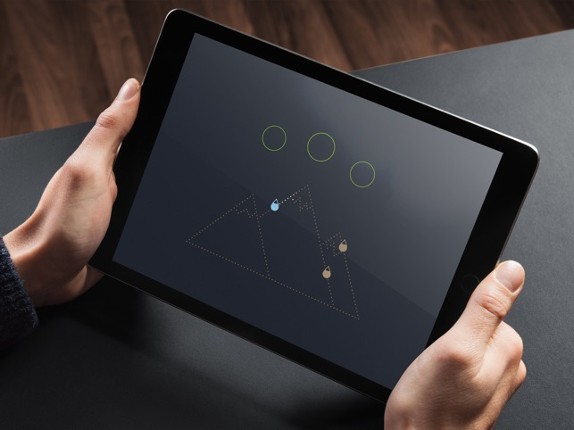 Symmetrica: Minimalistic arcade game screenshot