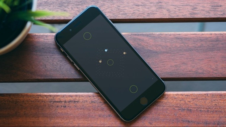 Symmetrica: Minimalistic arcade game screenshot