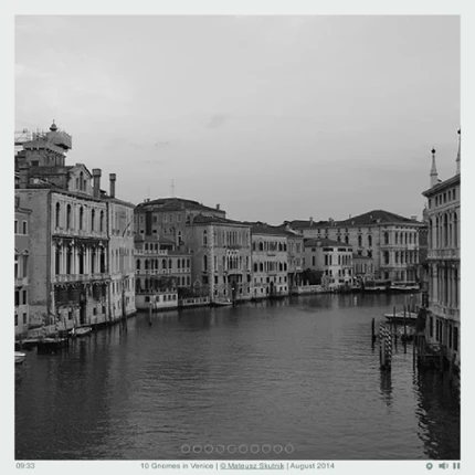 10 Gnomes in Venice Image