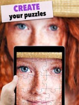 Jigsaw game puzzle Image