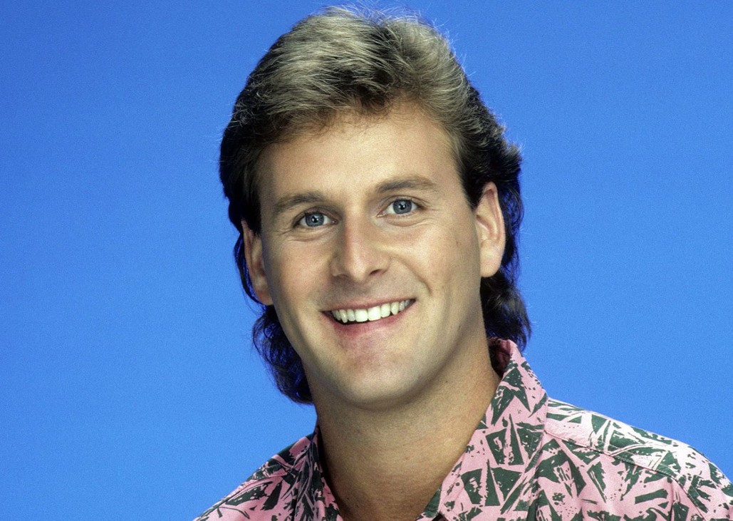 Games like APOLITICAL GAME