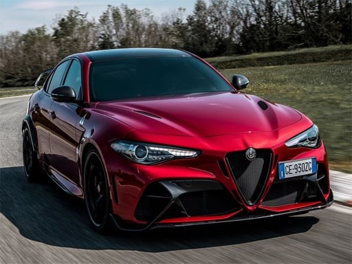 Games like Alfa Romeo Giulia GTA Slide