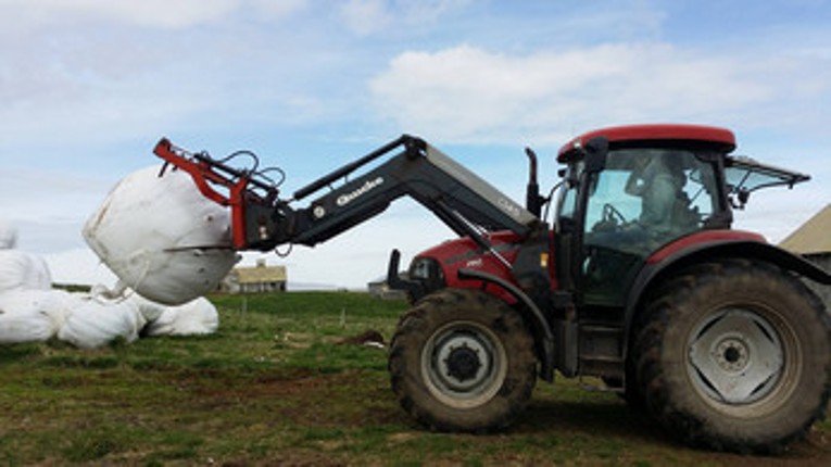 Tractor Egg screenshot
