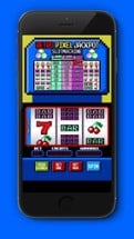 Free Retro Pixel Slot Machine Image