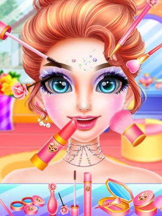 Celebrity Story-Dress up Image