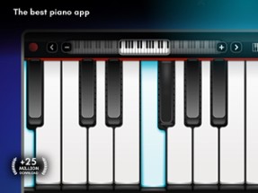 Real Piano electronic keyboard Image