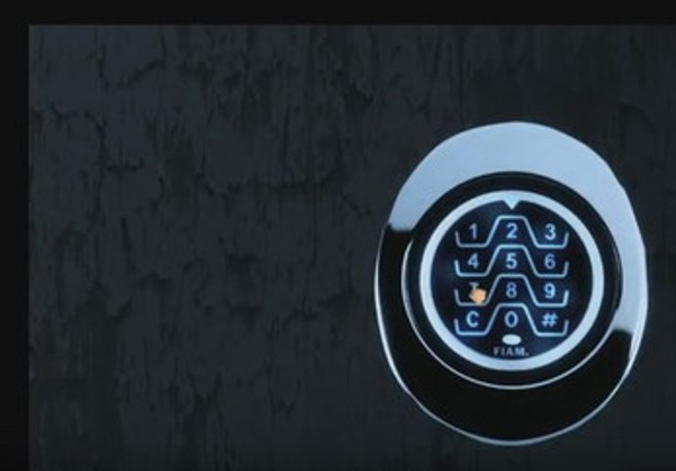 Escaping  the Palace: the mystery of Tanya Aza screenshot