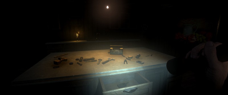 Footsteps in the Dark screenshot